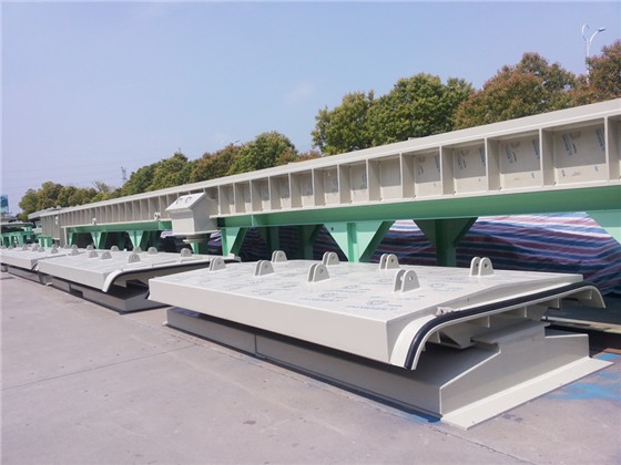 兴隆防腐设备-槽盖